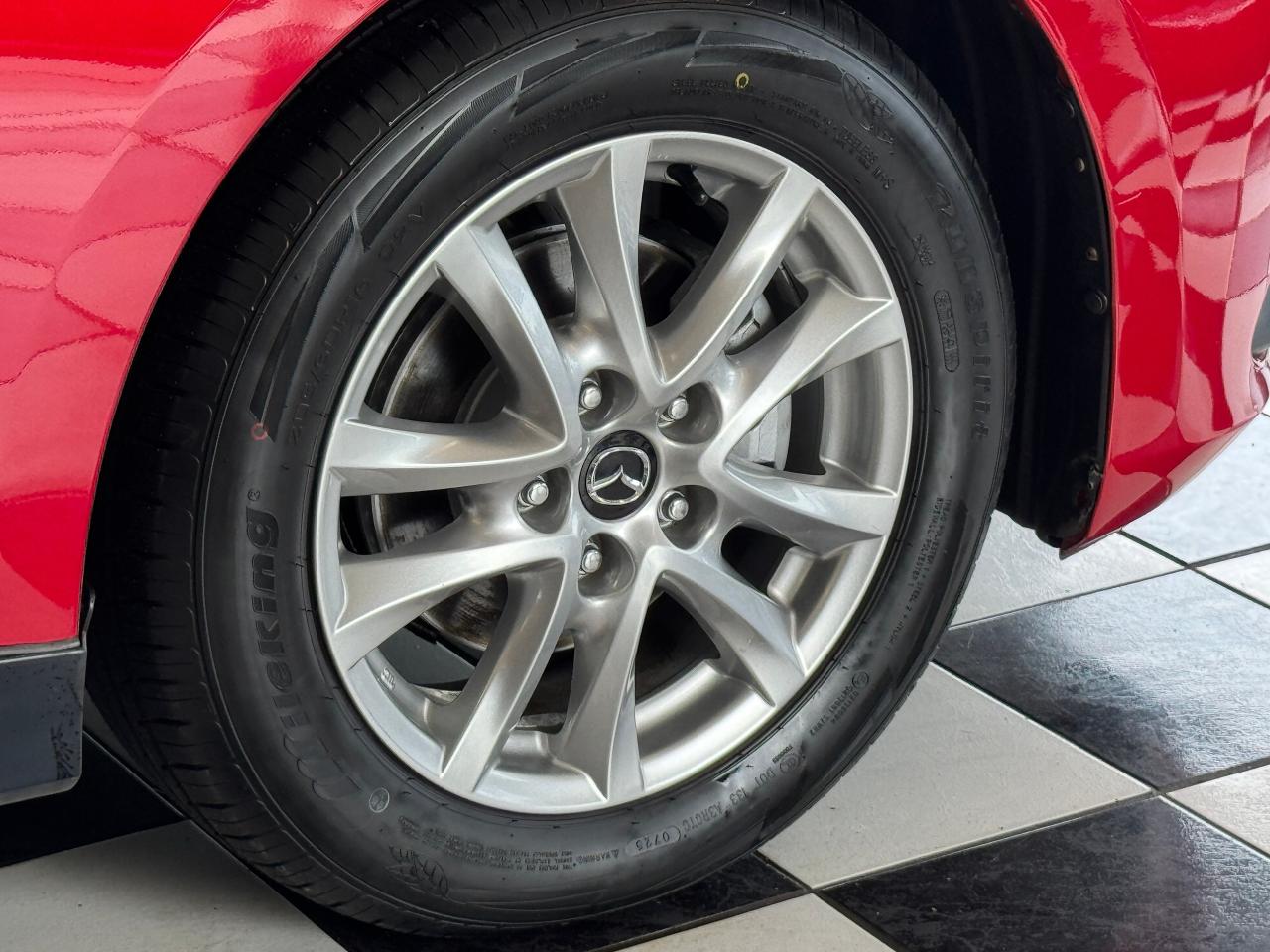 2016 Mazda MAZDA3 GS Hatchback+New Tires+Sunroof+CLEAN CARFAX Photo49