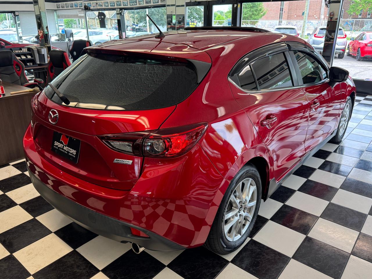 2016 Mazda MAZDA3 GS Hatchback+New Tires+Sunroof+CLEAN CARFAX Photo8