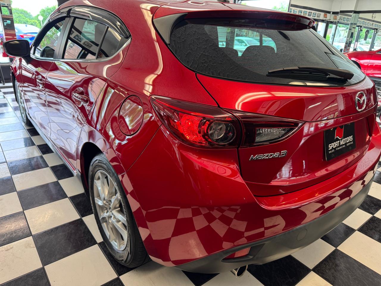 2016 Mazda MAZDA3 GS Hatchback+New Tires+Sunroof+CLEAN CARFAX Photo36