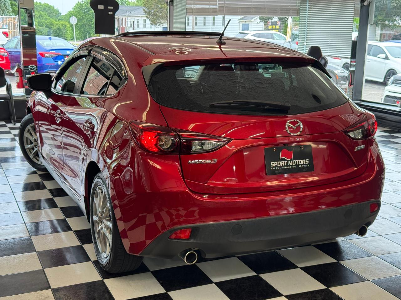 2016 Mazda MAZDA3 GS Hatchback+New Tires+Sunroof+CLEAN CARFAX Photo16