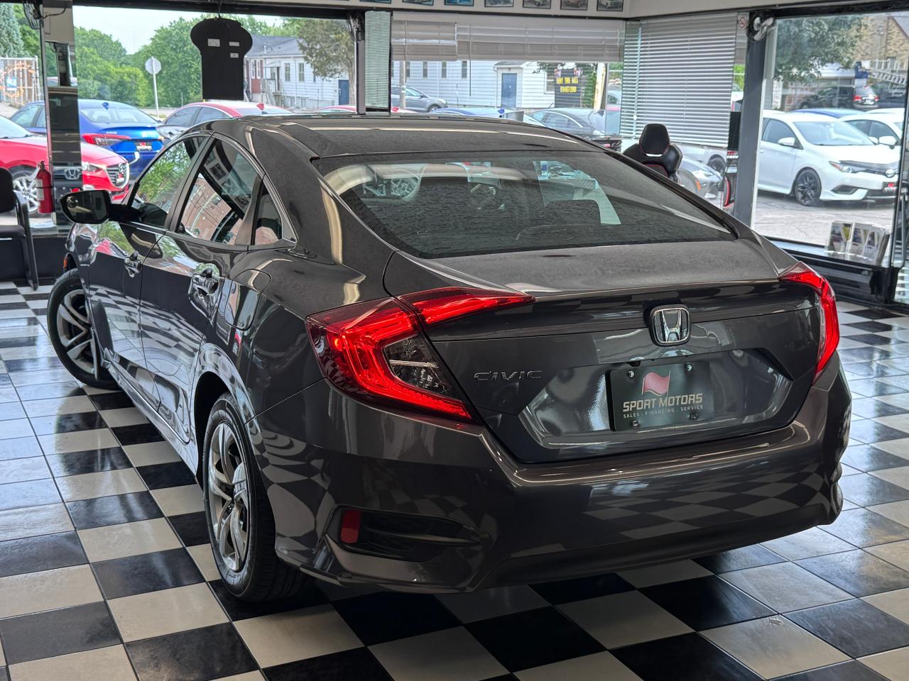 2018 Honda Civic LX+New Tires+Brakes+Camera+ApplePlay+CLEAN CARFAX Photo15