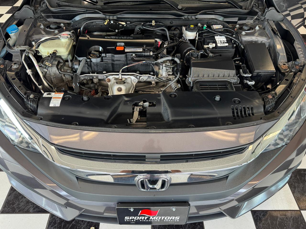 2018 Honda Civic LX+New Tires+Brakes+Camera+ApplePlay+CLEAN CARFAX Photo10
