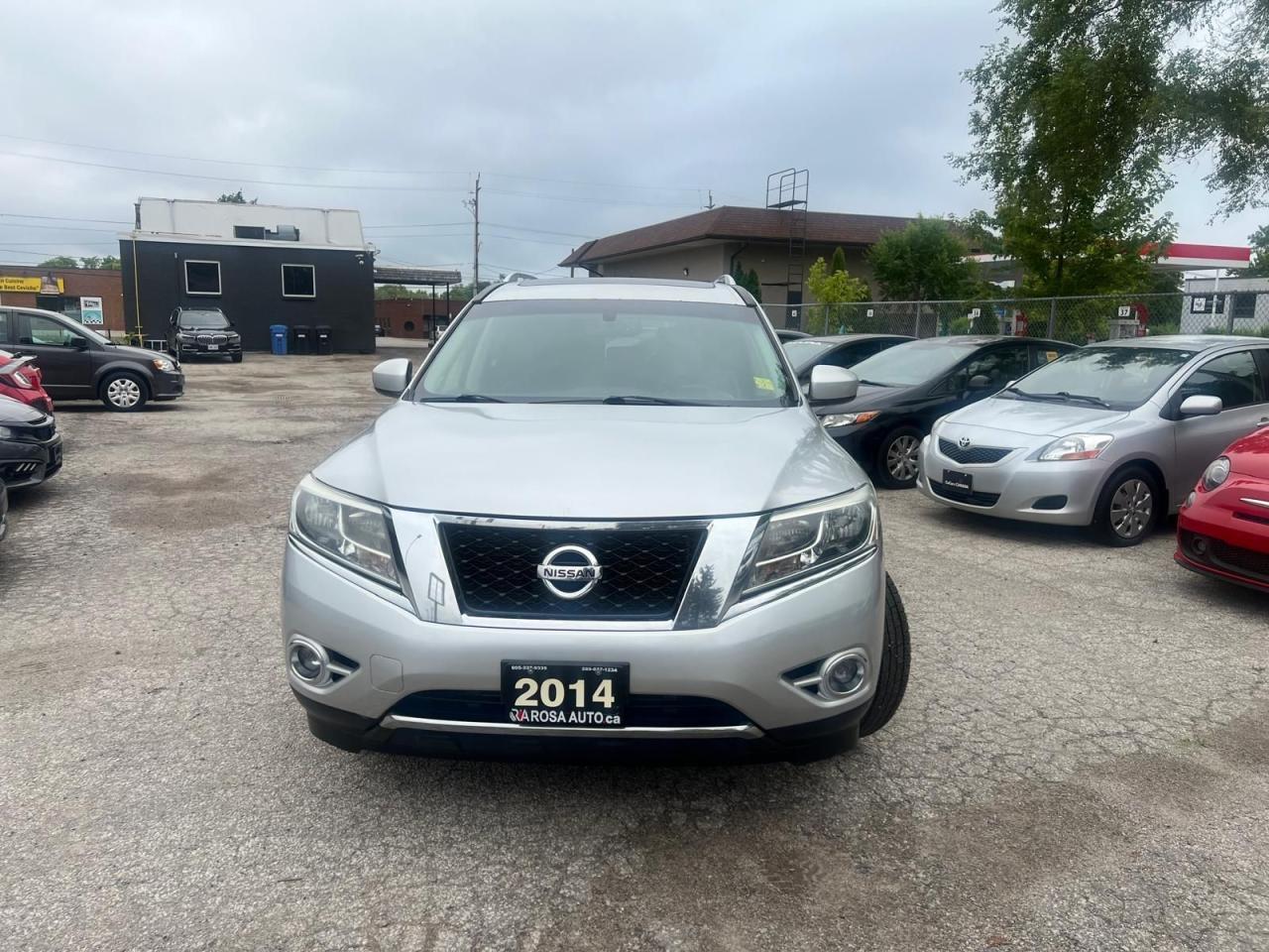 2014 Nissan Pathfinder AUTO AWD 7 PASS HEATED SEATS BACKUP CAM SUNROOF BT Photo2