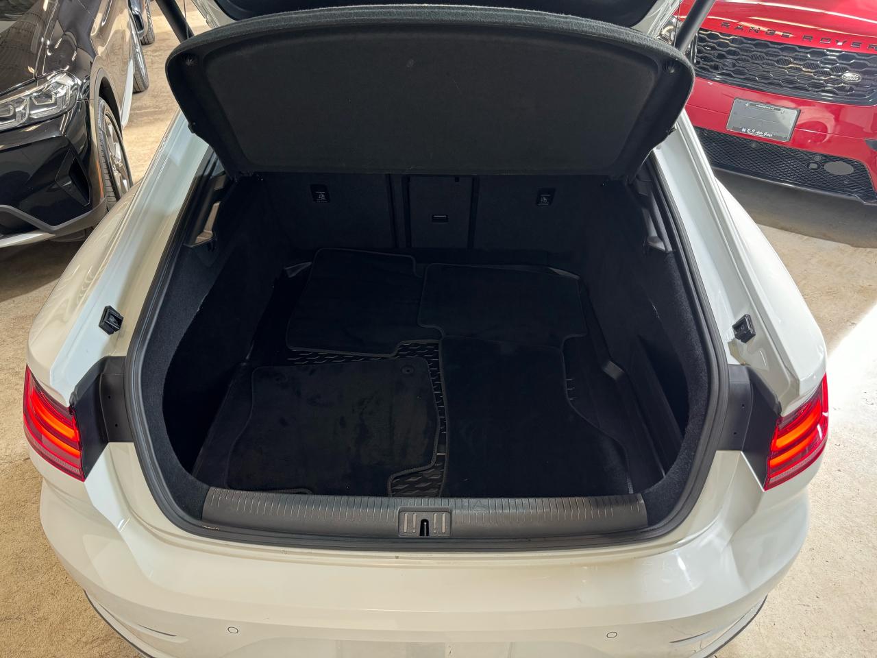 2019 Volkswagen Arteon R-LINE SEL|BSM|LKA|ACC|MASSAGE SEATS|PARK ASSIST| - Photo #33