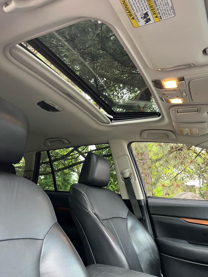 2014 Subaru Outback 3.6R w/LIMITED - ONLY 184,394KMS! LEATHER/MOONROOF - Photo #4