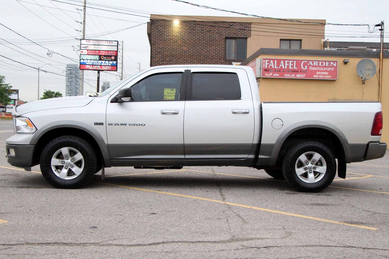 2012 RAM 1500 4WD CREW CAB 140.5" OUTDOORSMAN - Photo #3