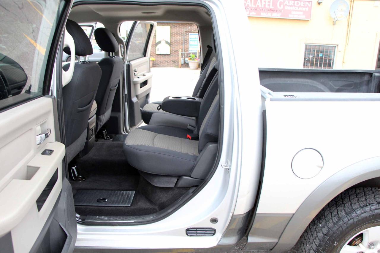 2012 RAM 1500 4WD CREW CAB 140.5" OUTDOORSMAN - Photo #10