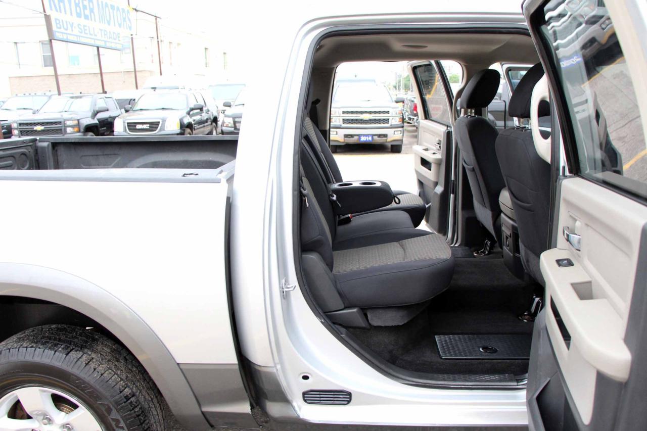 2012 RAM 1500 4WD CREW CAB 140.5" OUTDOORSMAN - Photo #11