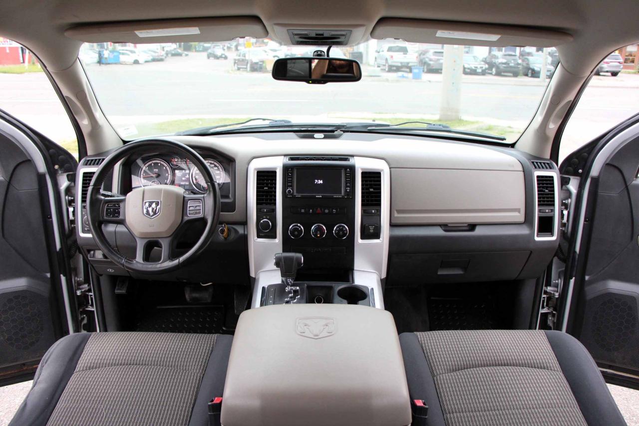2012 RAM 1500 4WD CREW CAB 140.5" OUTDOORSMAN - Photo #18