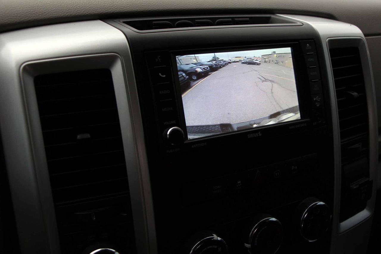 2012 RAM 1500 4WD CREW CAB 140.5" OUTDOORSMAN Photo