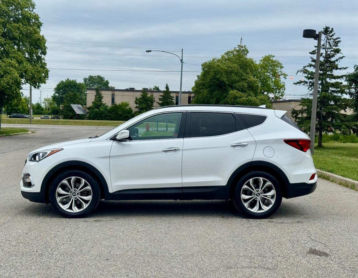 2017 Hyundai Santa Fe Sport Luxury 2.4L AWD - Certified - Photo #3