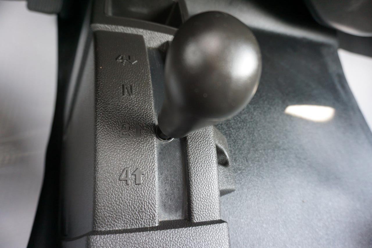 2017 GMC Sierra 1500 5.3L V8 KODIAK EDITION 4WD CERTIFIED CAMERA CRUISE CONTROL ALLOYS - Photo #22