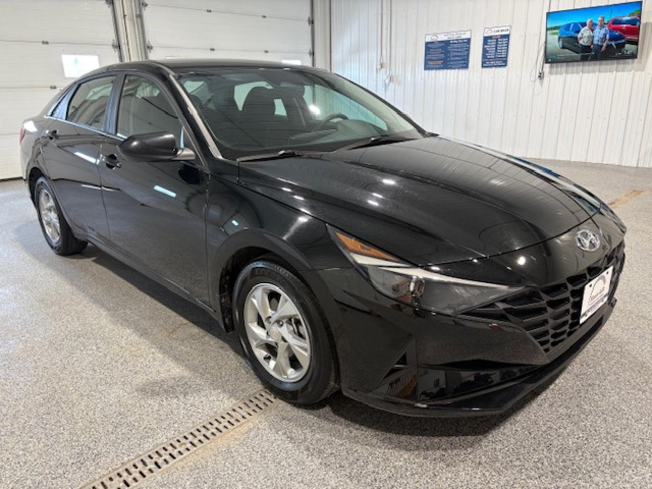 Used 2022 Hyundai Elantra Preferred for sale in Brandon, MB