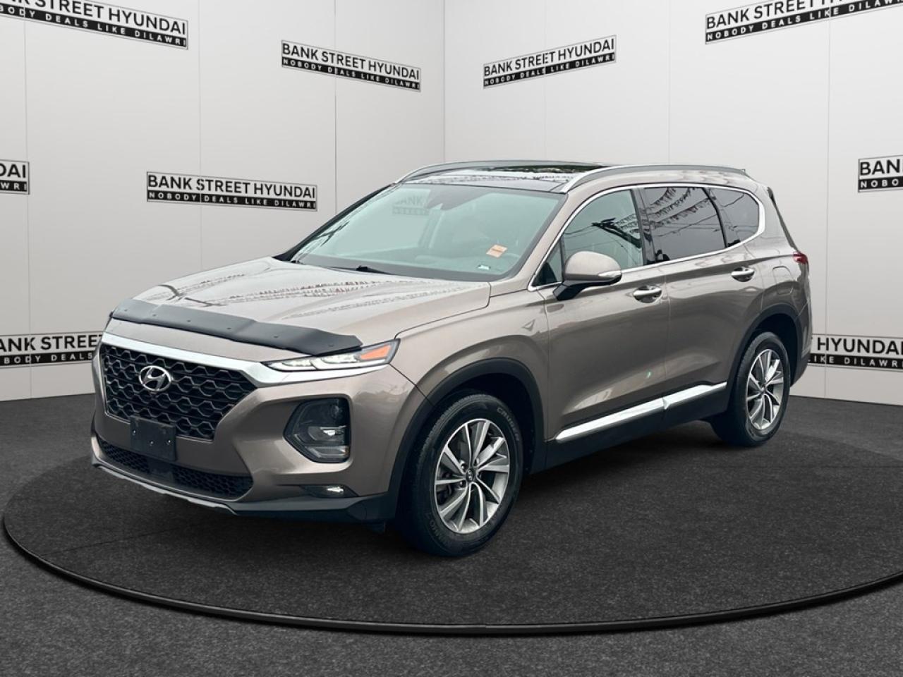 Used 2019 Hyundai Santa Fe 2.0T Luxury AWD for sale in Ottawa, ON