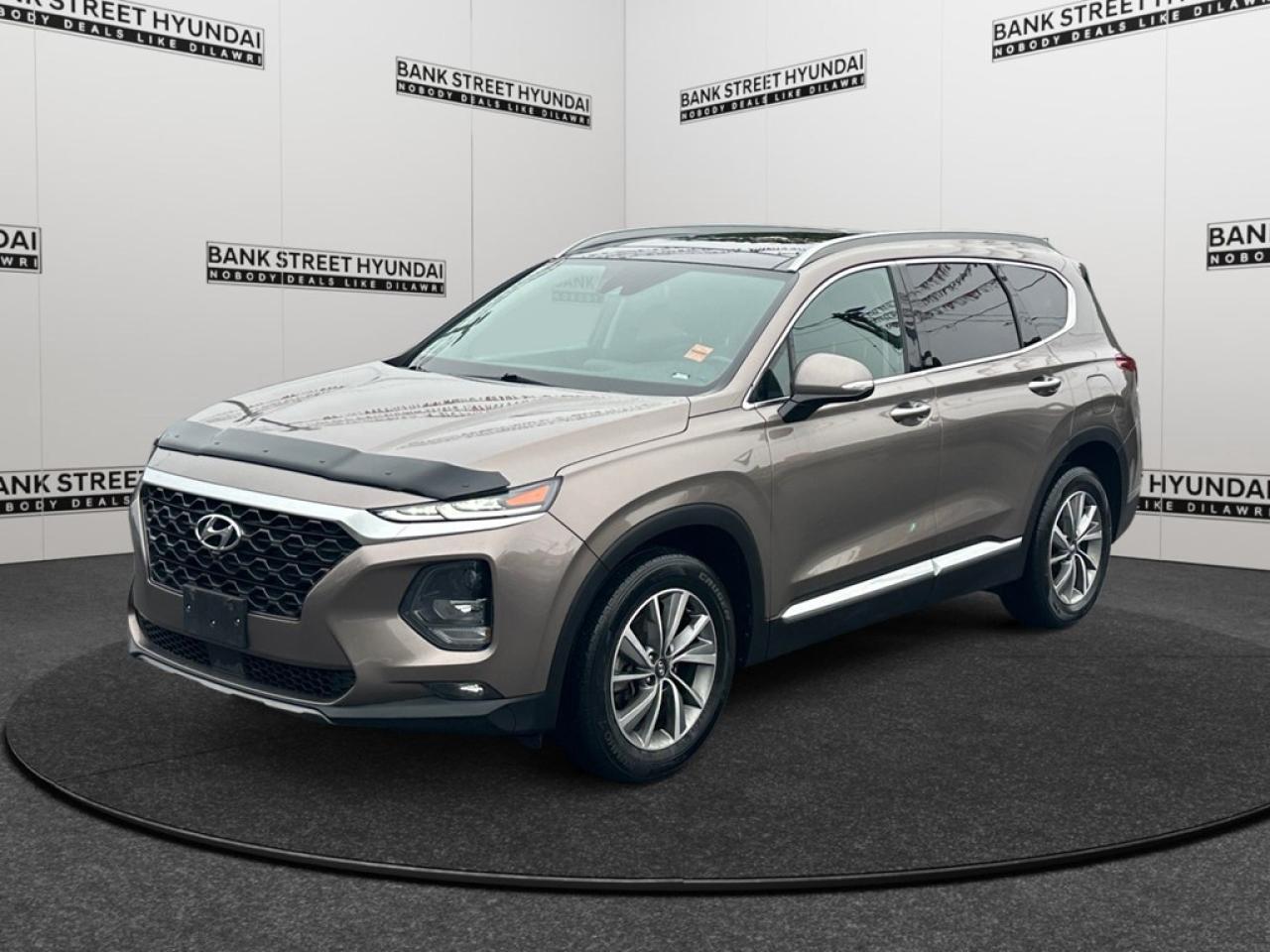 Used 2019 Hyundai Santa Fe 2.0T Luxury AWD for sale in Ottawa, ON