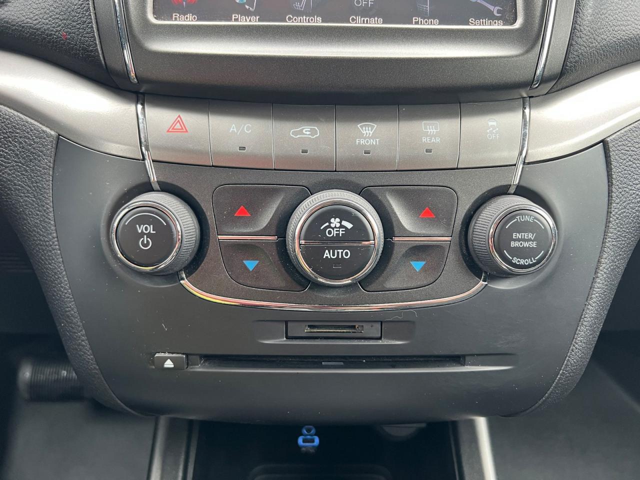 2017 Dodge Journey Crossroad Plus FWD - Photo #19