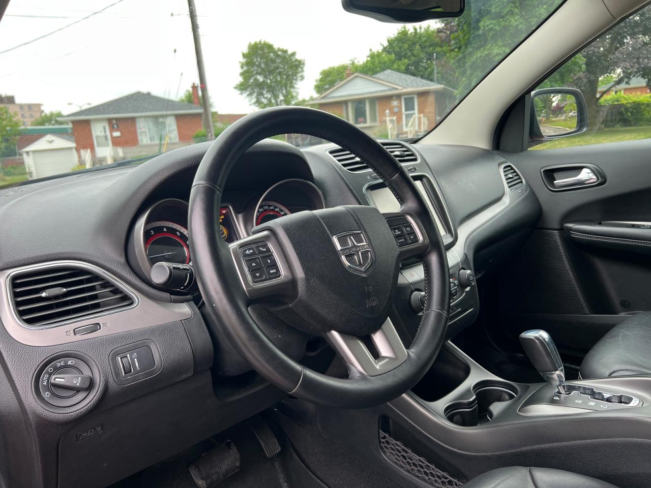 2017 Dodge Journey Crossroad Plus FWD - Photo #14