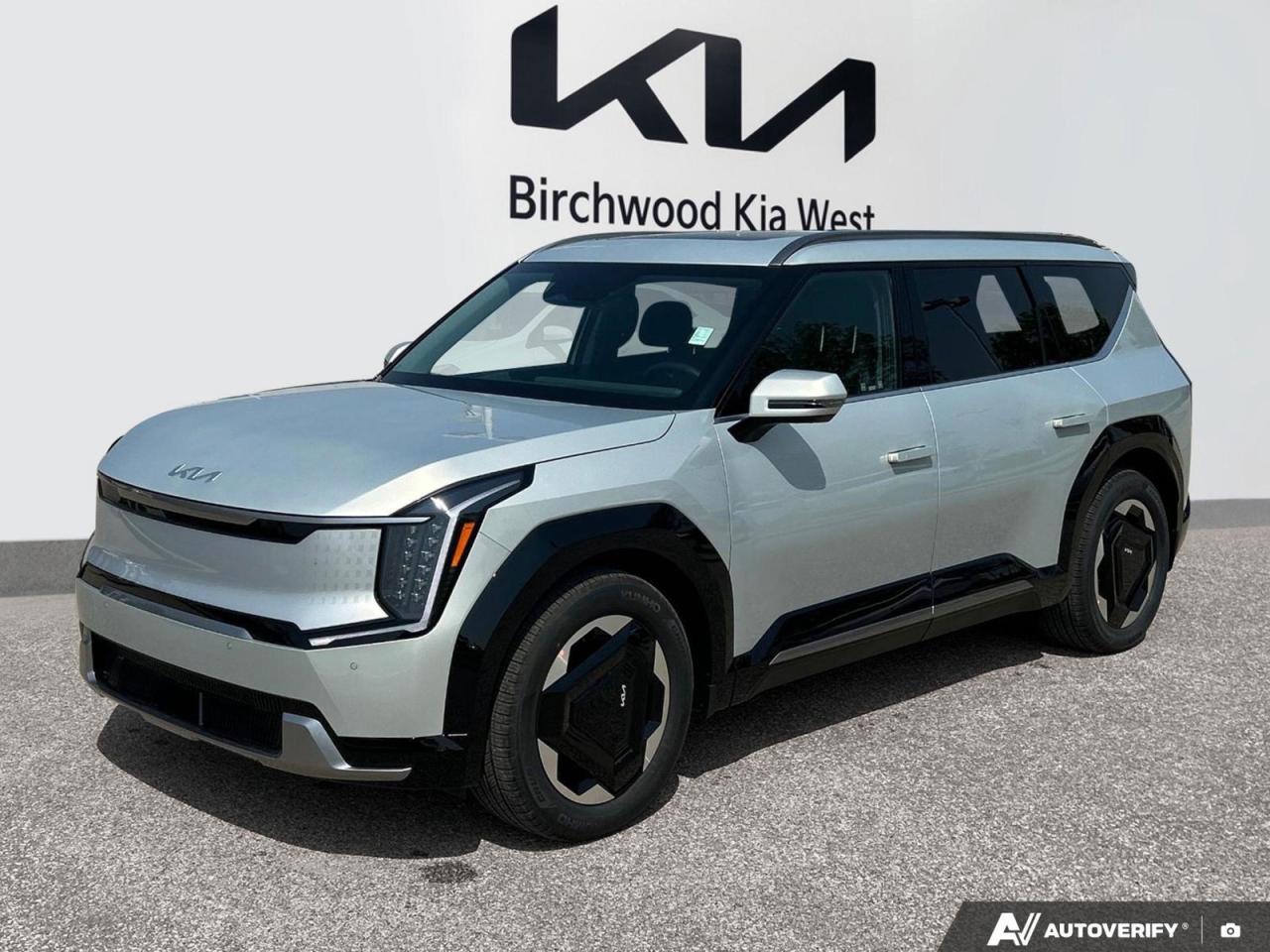 New 2026 Kia EV9 Land w/Plus Package Dual Sunroof | 20” Aluminum Rims | Quilt-Pattern Leather Seats for sale in Winnipeg, MB
