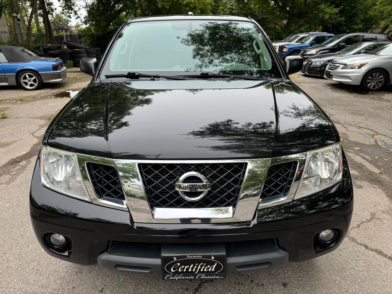 2017 Nissan Frontier SV CREWCAB - 4X4 - Photo #8