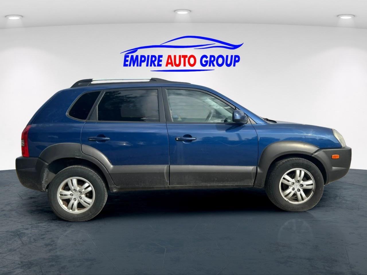 2007 Hyundai Tucson GL Photo2