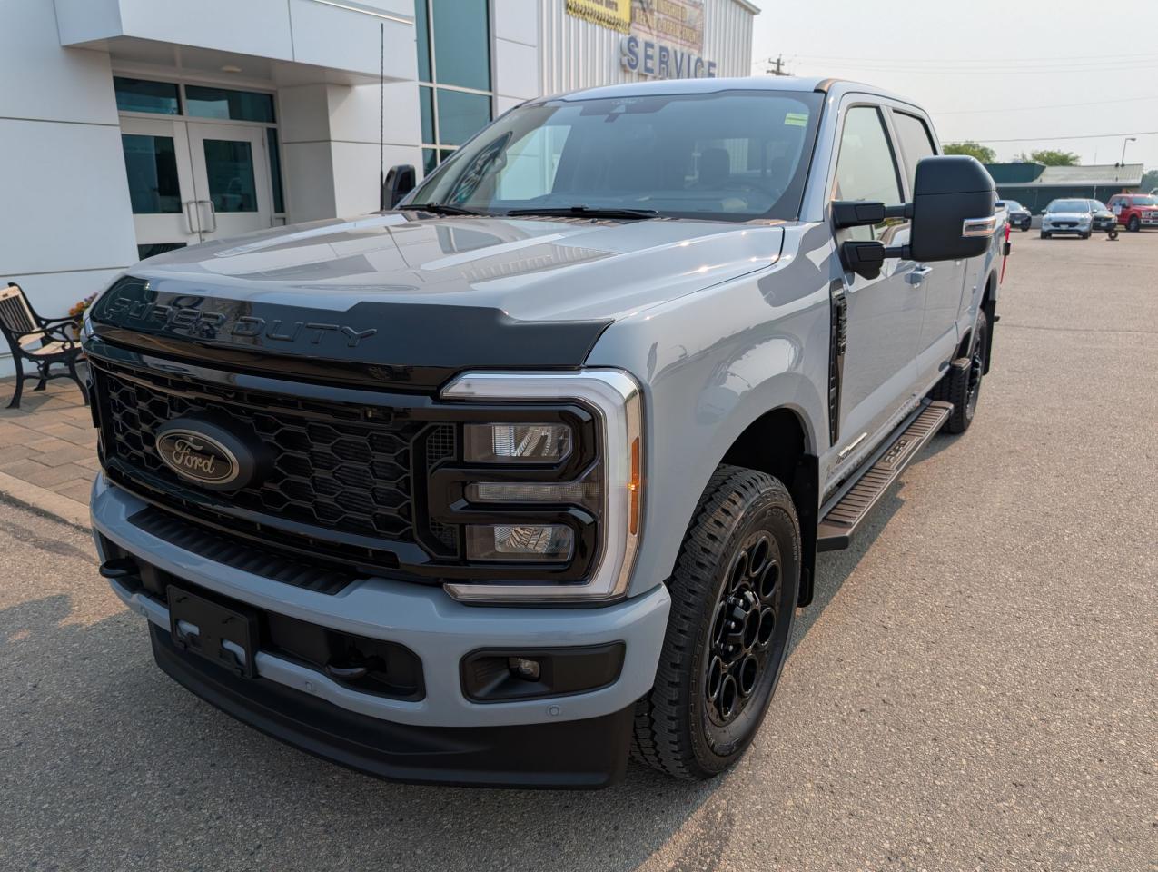 2025 Ford F-250 Super Duty SRW Lariat Photo1