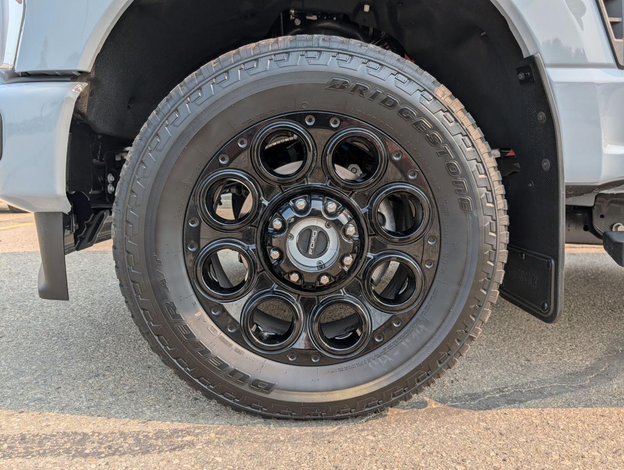 2025 Ford F-250 Super Duty SRW Lariat Photo5