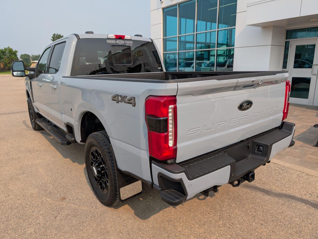 2025 Ford F-250 Super Duty SRW Lariat Photo5