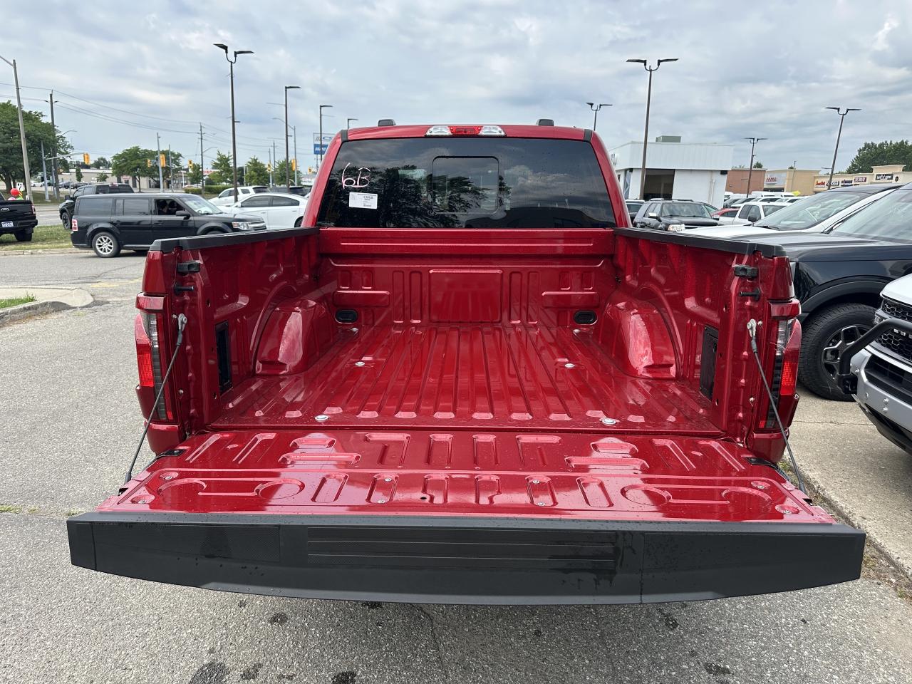 2025 Ford F-150 XLT/COMPANY DEMO!/HARD COVER INCLUDED!!!! Photo