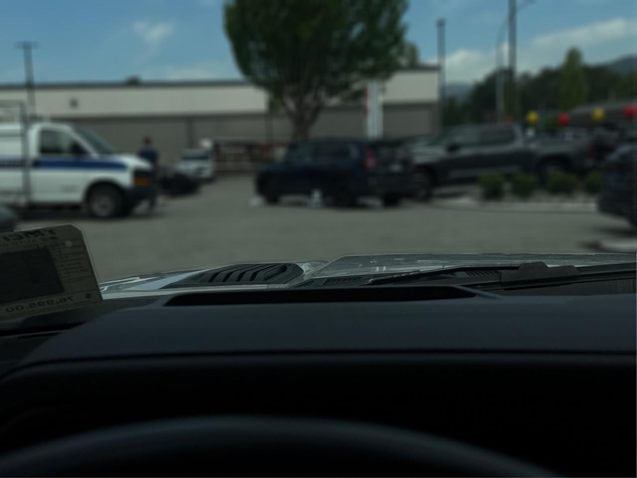 12697482.813946012