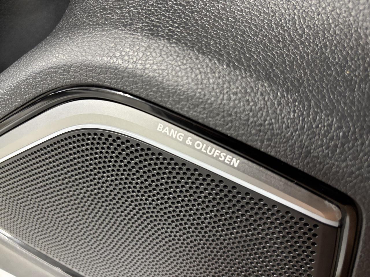 2020 Audi RS 3 Sedan QUATTRO|CARBON|CLUSTERNAV|BANGOLUFSEN|FRONTPPF|+++ - Photo #13
