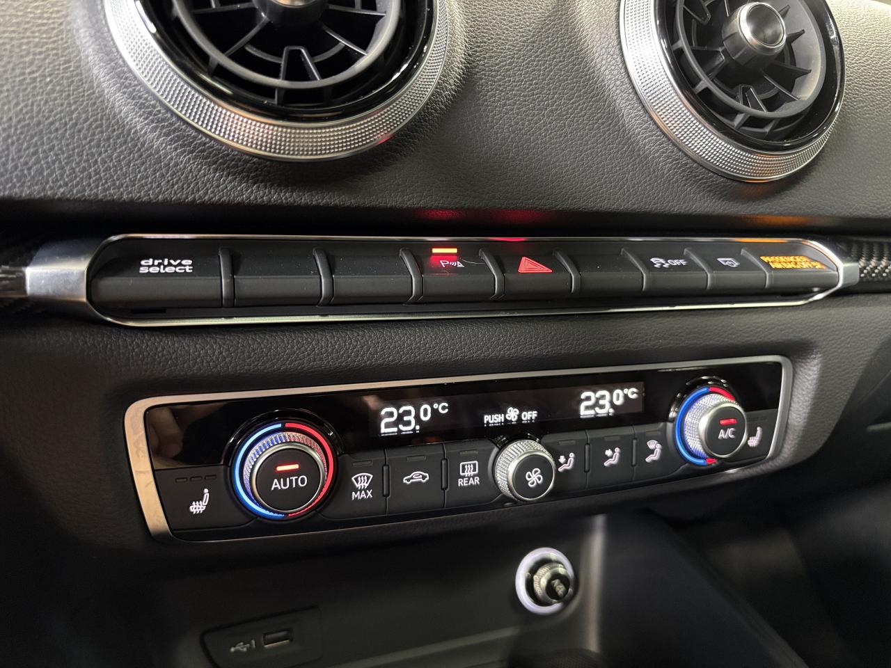 2020 Audi RS 3 Sedan QUATTRO|CARBON|CLUSTERNAV|BANGOLUFSEN|FRONTPPF|+++ - Photo #33