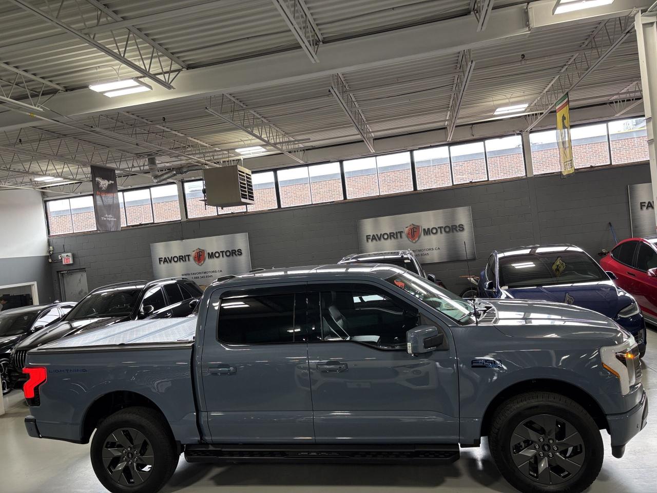 2023 Ford F-150 Lightning LARIAT 4WD|SUPERCREW|EXTENDEDRANGE|AZUREGRAY|NAV|+ - Photo #6