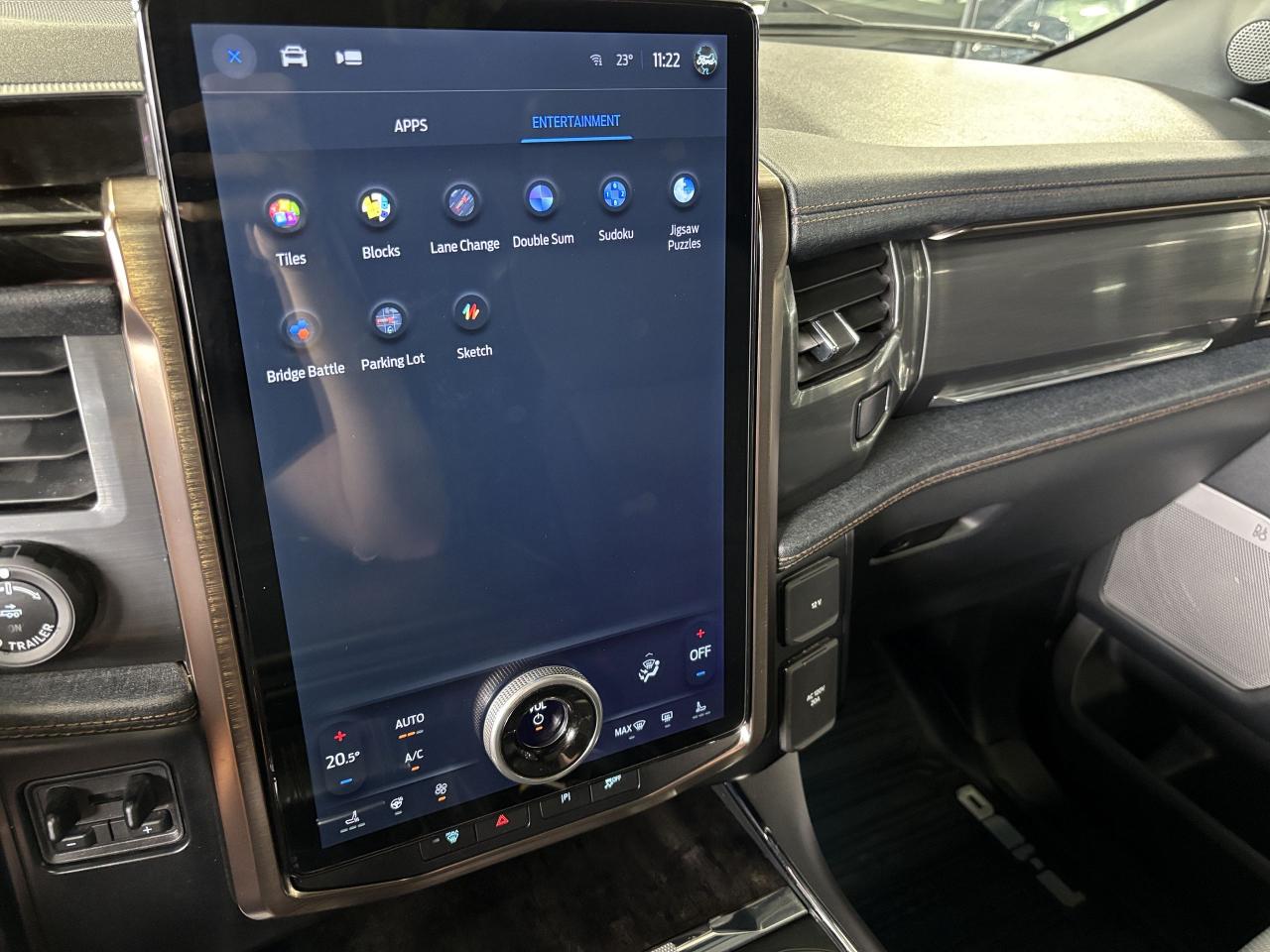 2023 Ford F-150 Lightning LARIAT 4WD|SUPERCREW|EXTENDEDRANGE|AZUREGRAY|NAV|+ - Photo #34