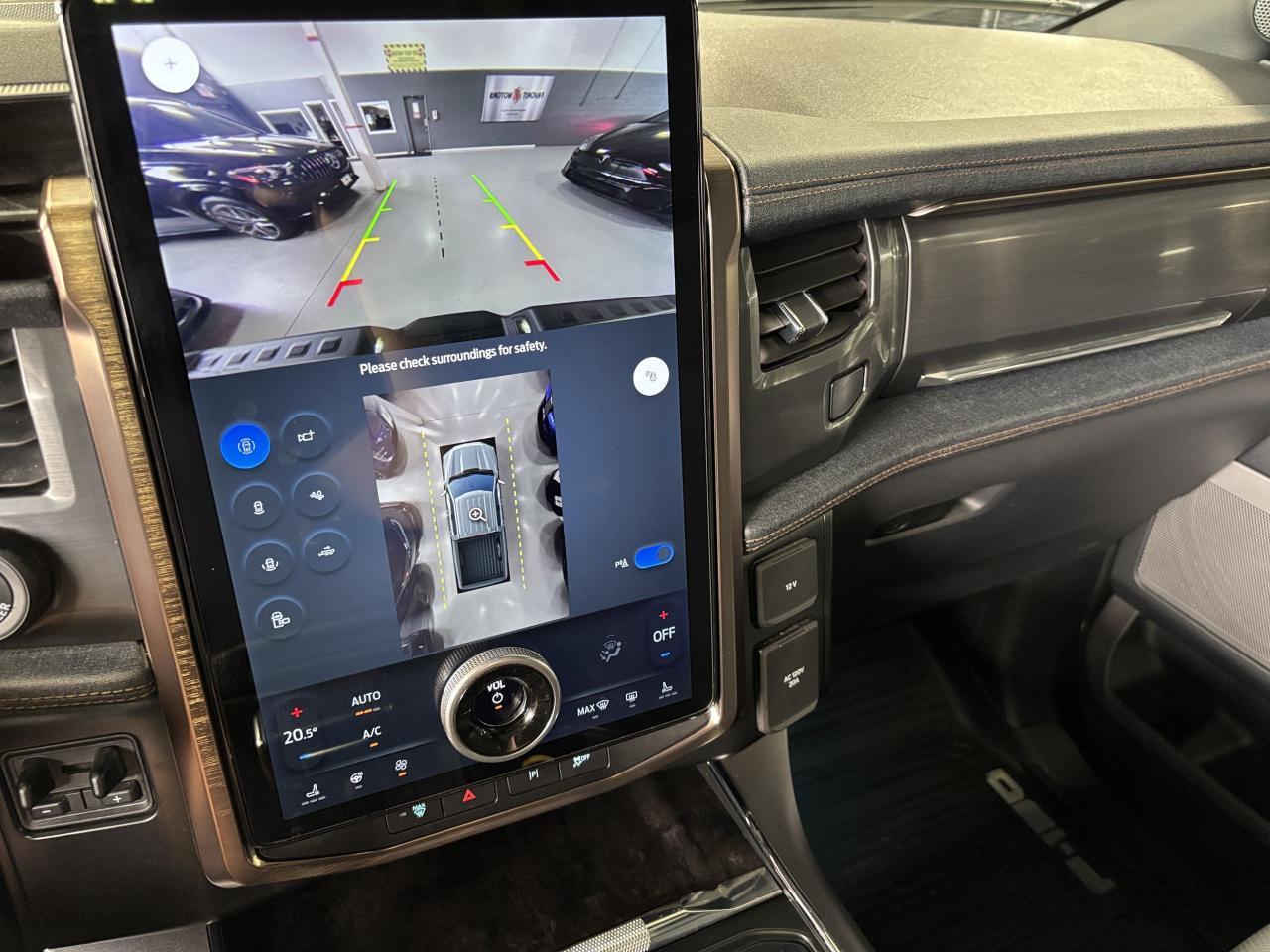 2023 Ford F-150 Lightning LARIAT 4WD|SUPERCREW|EXTENDEDRANGE|AZUREGRAY|NAV|+ - Photo #40