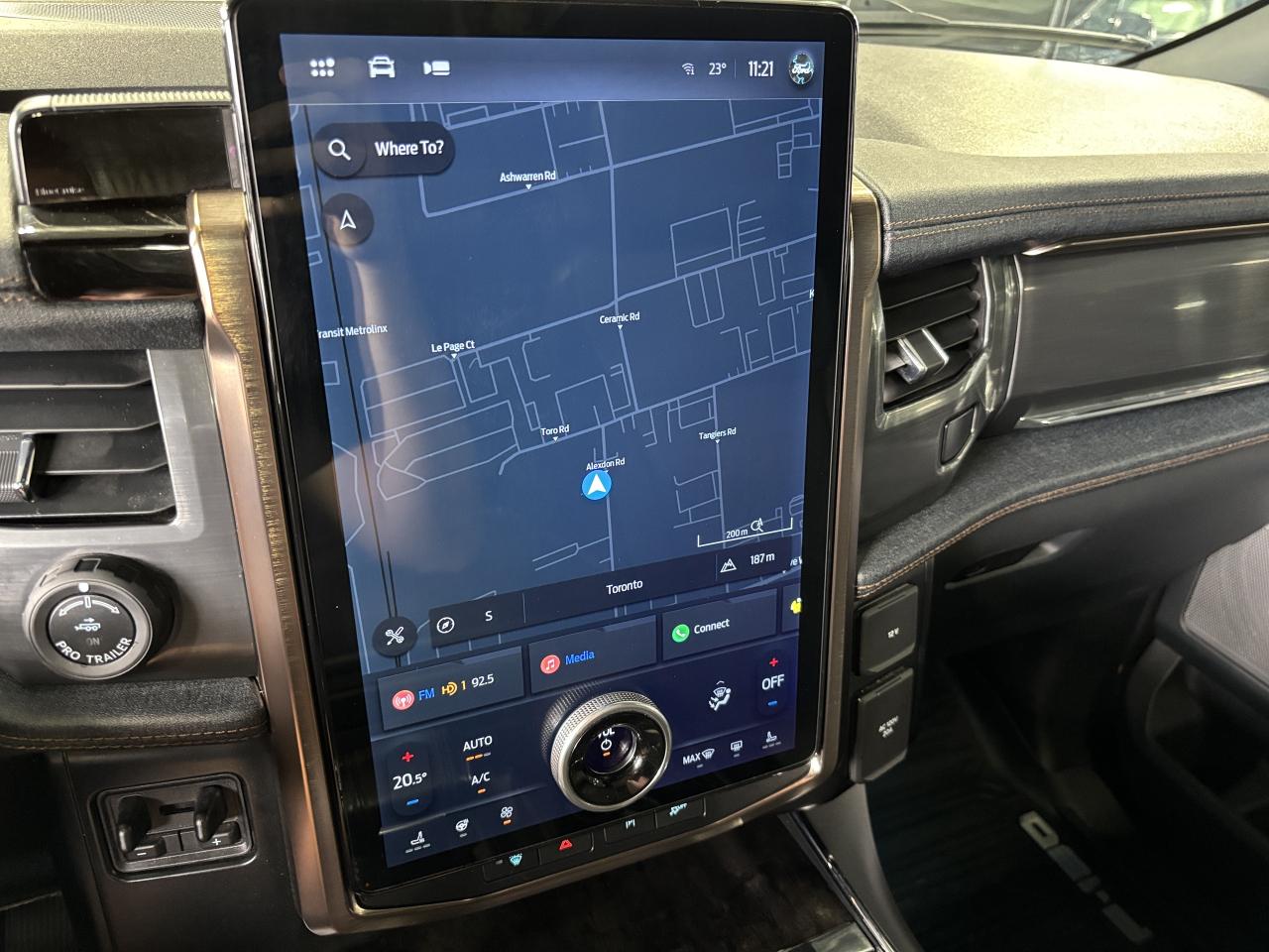 2023 Ford F-150 Lightning LARIAT 4WD|SUPERCREW|EXTENDEDRANGE|AZUREGRAY|NAV|+ - Photo #30