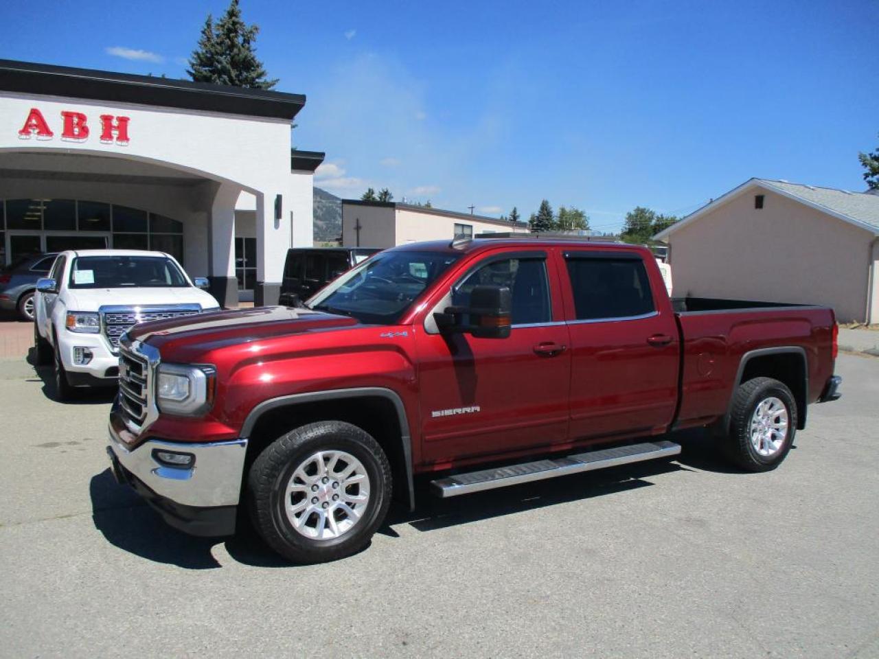 2017 GMC Sierra 1500 SLE CREW CAB 4X4