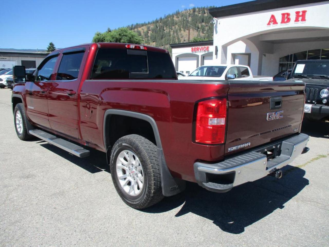 2017 GMC Sierra 1500 SLE CREW CAB 4X4 Photo6