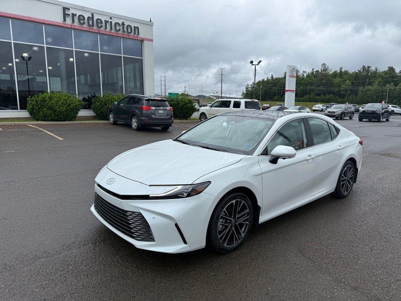 New 2025 Toyota Camry HYBRID XLE AWD for sale in Fredericton, NB