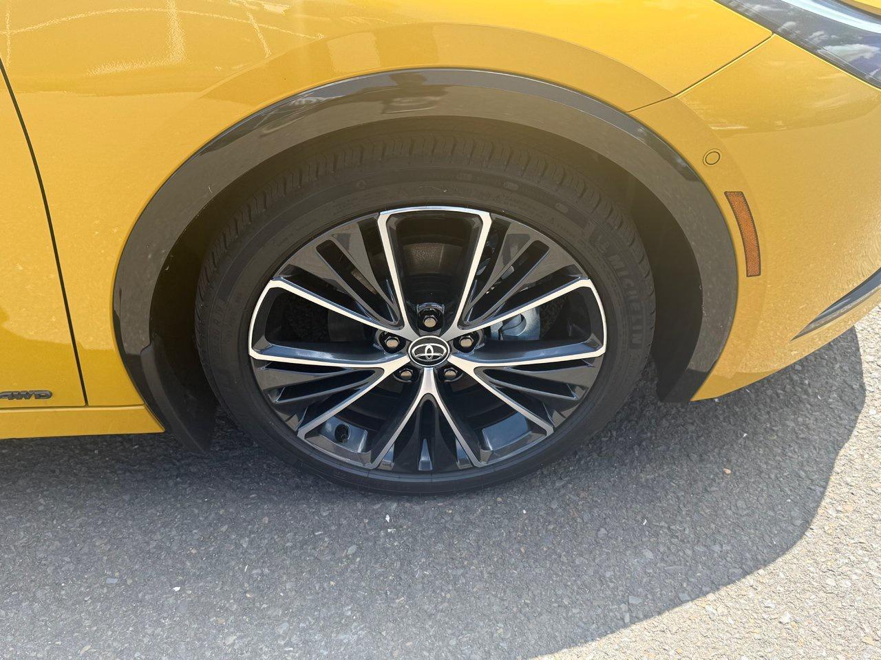 2025 Toyota Prius Limited AWD Photo