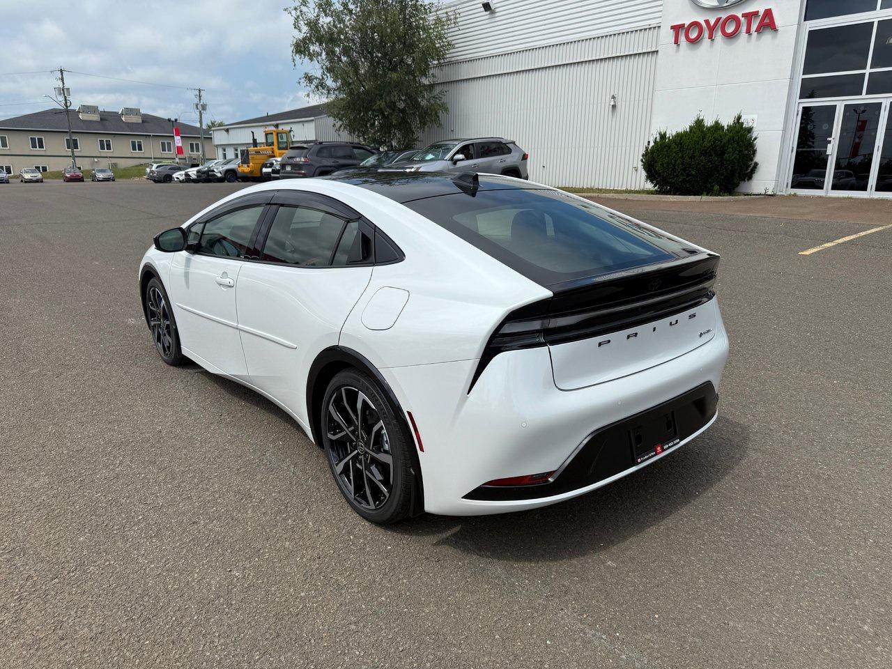 2025 Toyota Prius Plug-In Hybrid XSE Photo