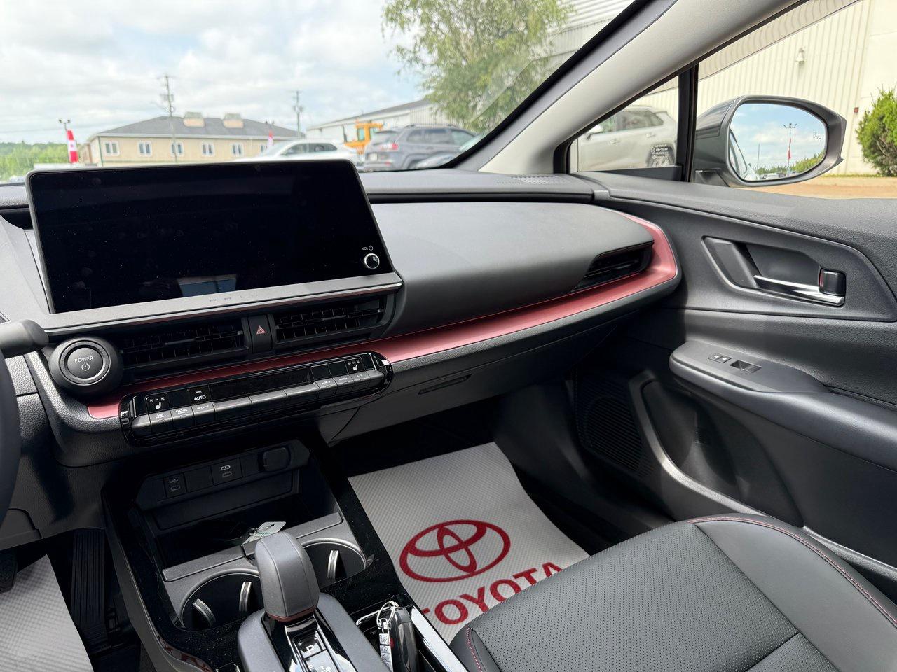 2025 Toyota Prius Plug-In Hybrid XSE Photo