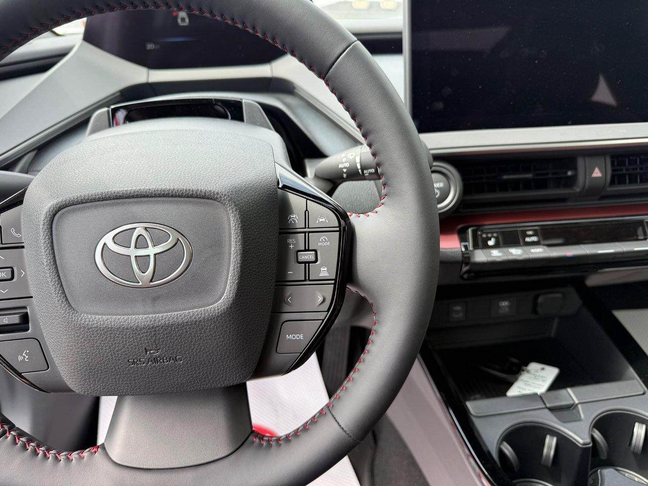 2025 Toyota Prius Plug-In Hybrid XSE Photo