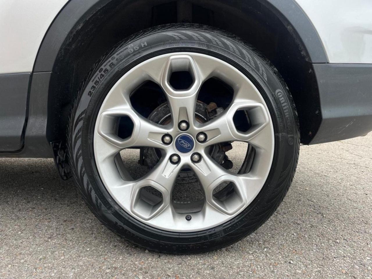 2013 Ford Escape TITANIUM |4WD|TOP OF THE LINE|PANO ROOF|BACK-UP CAM|NAVI|REMOTE STARTER| - Photo #10