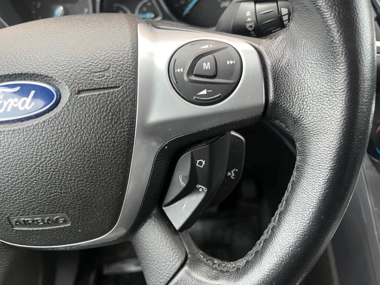 2013 Ford Escape TITANIUM |4WD|TOP OF THE LINE|PANO ROOF|BACK-UP CAM|NAVI|REMOTE STARTER| - Photo #26
