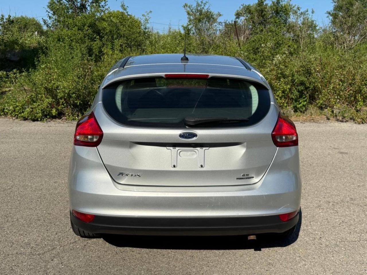 2016 Ford Focus SE |LOW KMS|BACK-UP CAM|BLUETOOTH|ALLOY WHEELS| - Photo #5