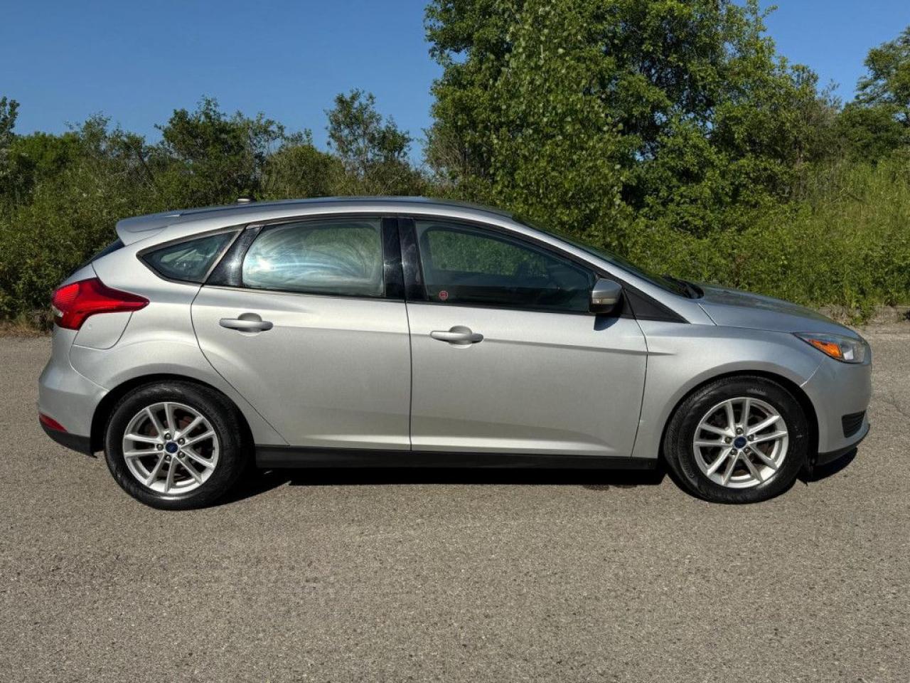 2016 Ford Focus SE |LOW KMS|BACK-UP CAM|BLUETOOTH|ALLOY WHEELS| - Photo #7