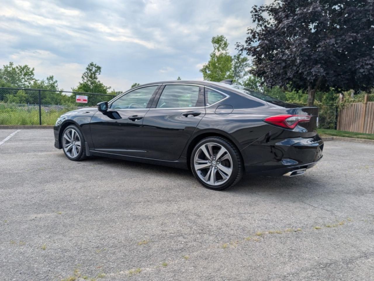 2021 Acura TLX Platinum Elite SH-AWD  **GORGEOUS SEDAN** Photo2