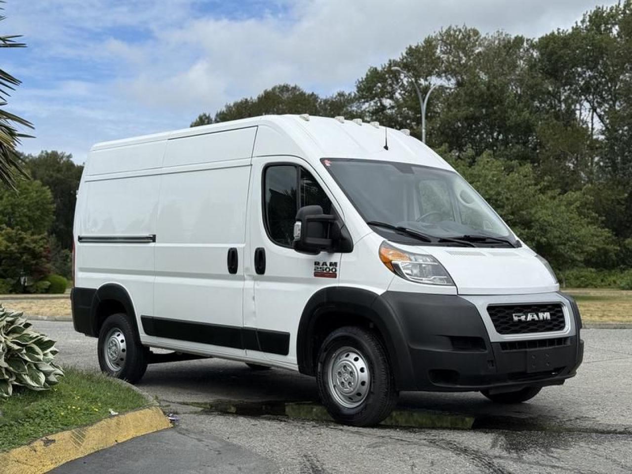 Used 2021 RAM ProMaster 2500 High Roof  cargo van 136-inch WheelBase for sale in Burnaby, BC