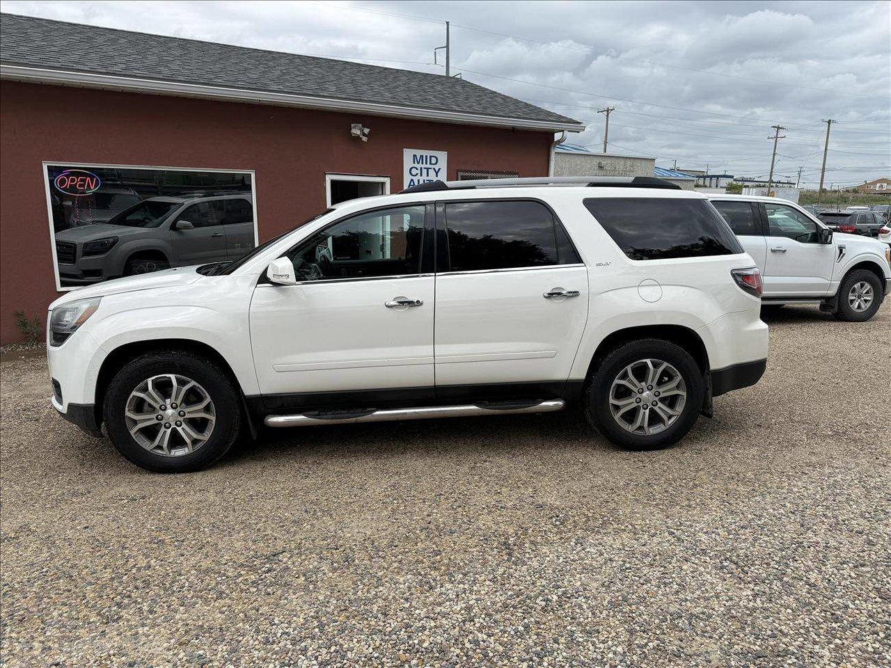 Used 2013 GMC Acadia SLT AWD for sale in Saskatoon, SK