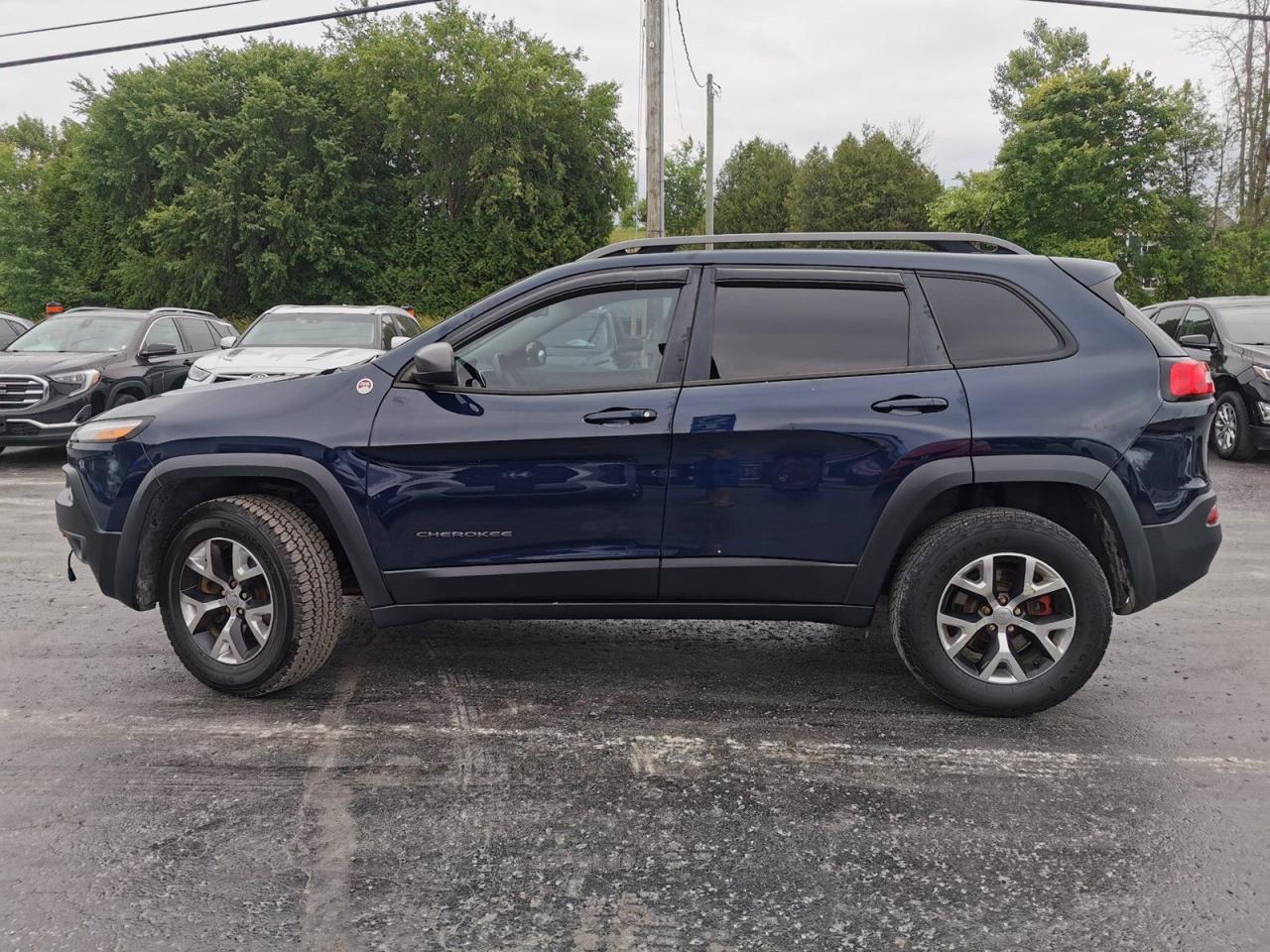 2016 Jeep Cherokee Trailhawk - Photo #3